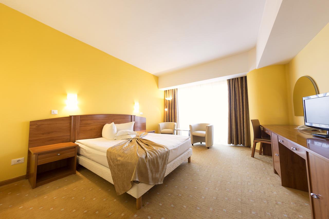 Hotel Parc Άλμπα Ιούλια Εξωτερικό φωτογραφία
