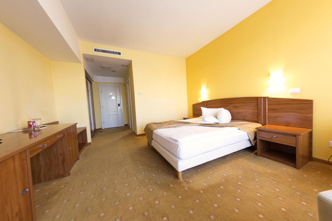 Hotel Parc Άλμπα Ιούλια Εξωτερικό φωτογραφία