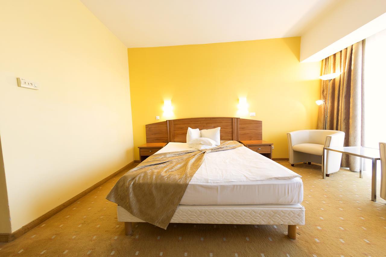 Hotel Parc Άλμπα Ιούλια Εξωτερικό φωτογραφία