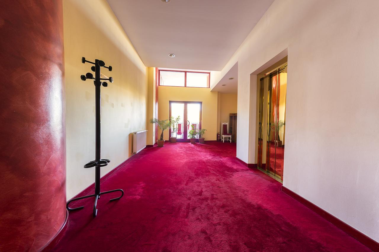 Hotel Parc Άλμπα Ιούλια Εξωτερικό φωτογραφία