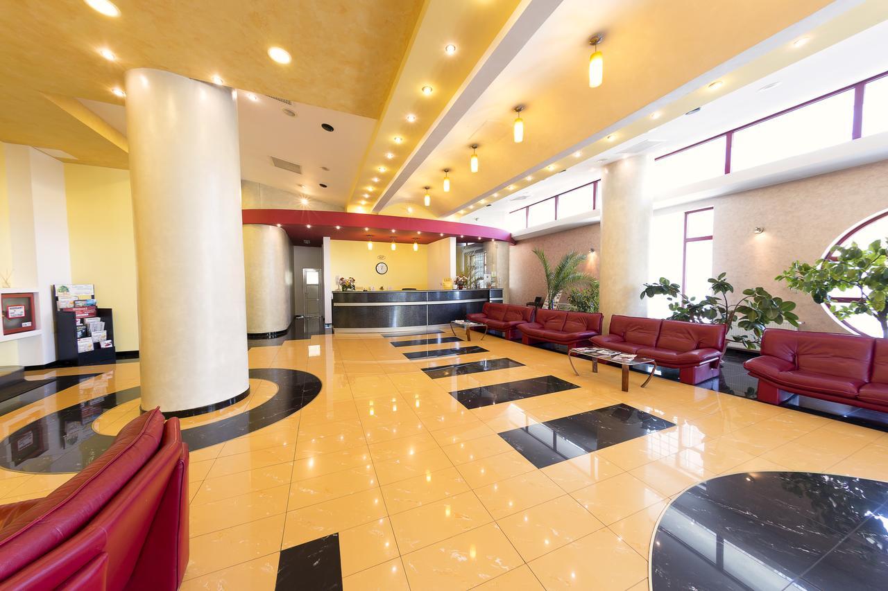 Hotel Parc Άλμπα Ιούλια Εξωτερικό φωτογραφία